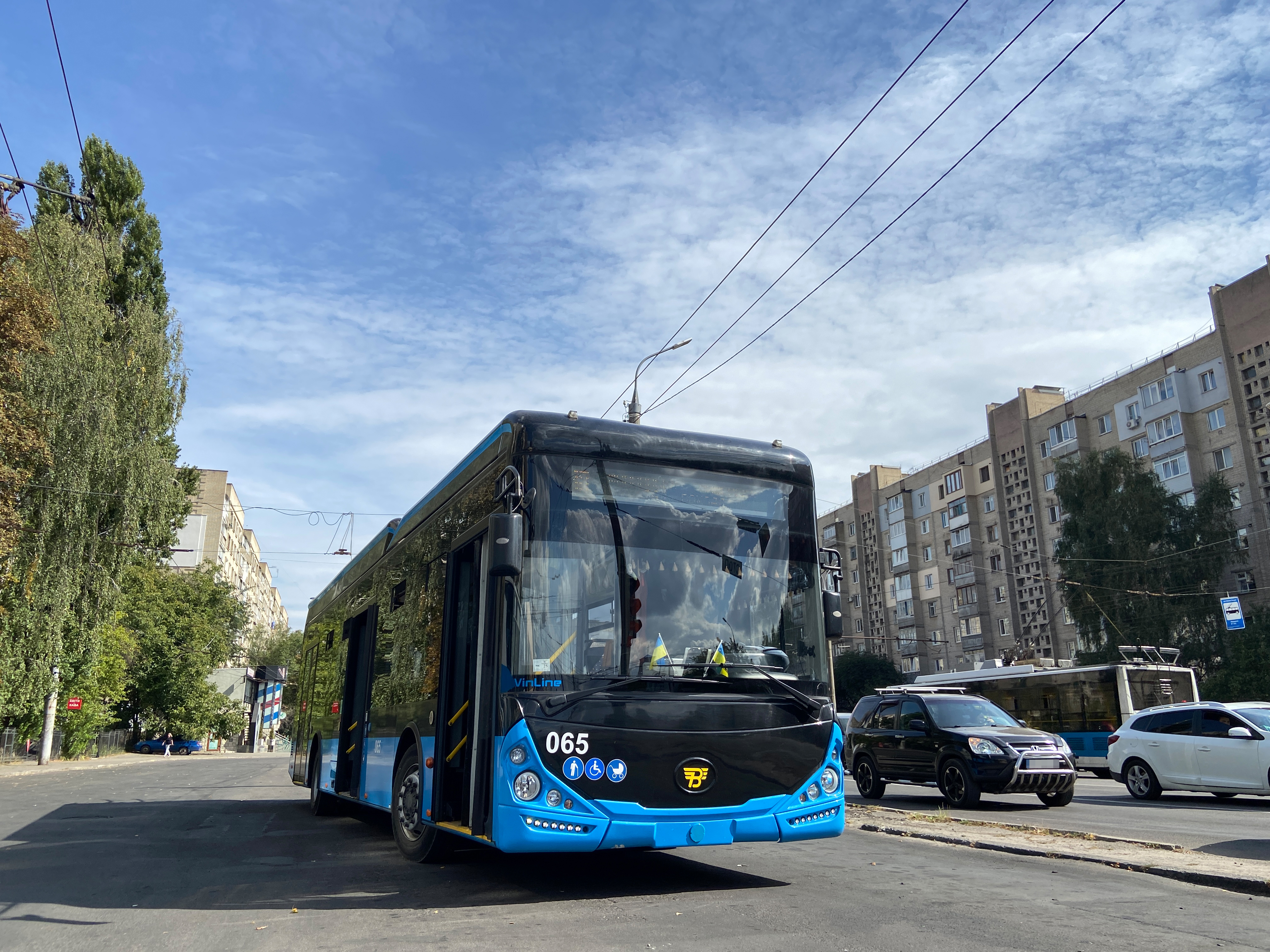 Щоб учні не запізнювались на уроки: тролейбусний маршрут №18 частково змінив робочий графік